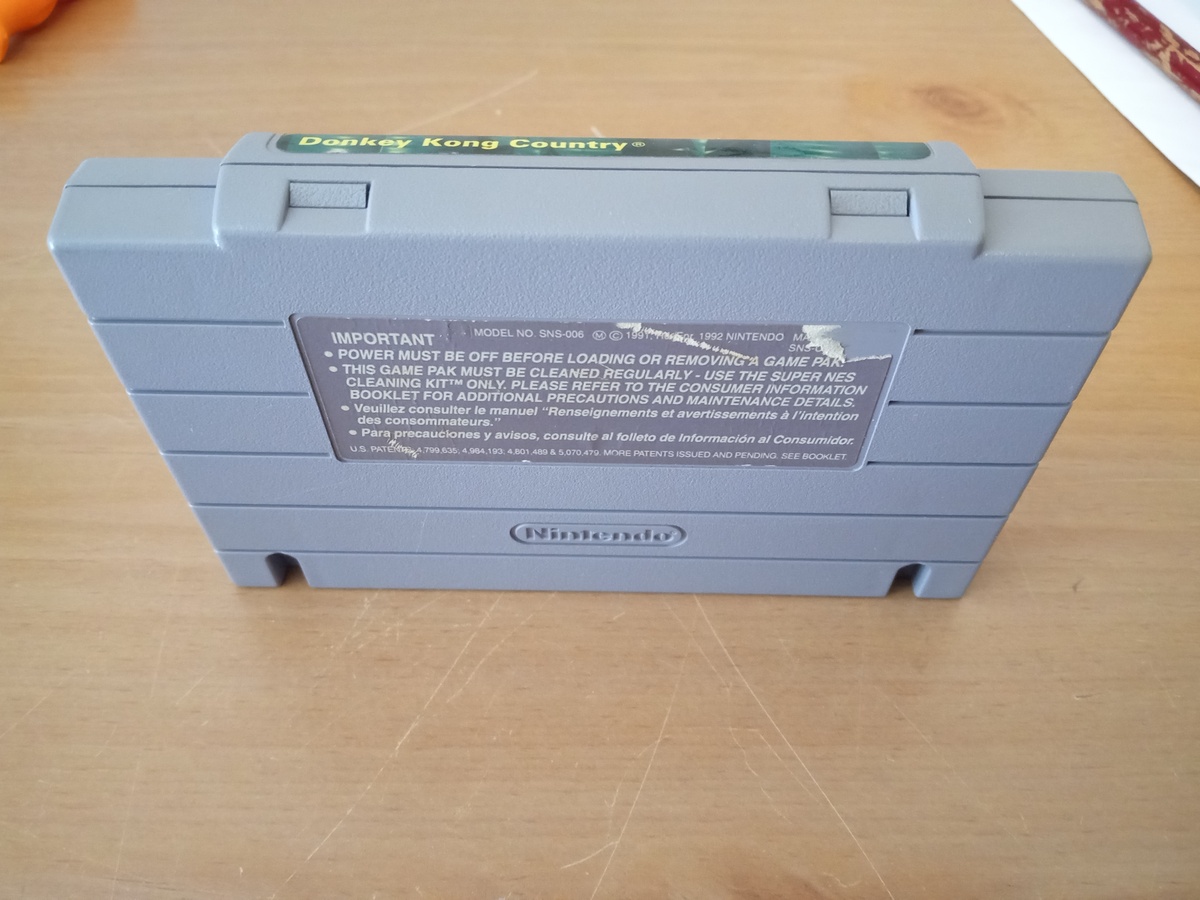 donkey_kong_country_label_back.jpg